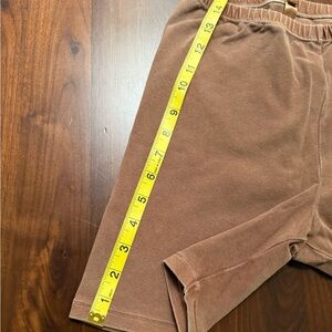 Skims Brown Elastic Waist shorts size M